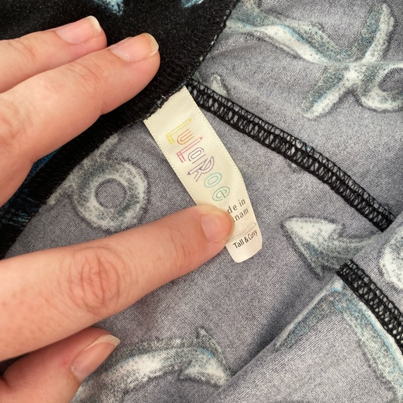 Lularoe Anchor Leggings - Picture 3 of 3
